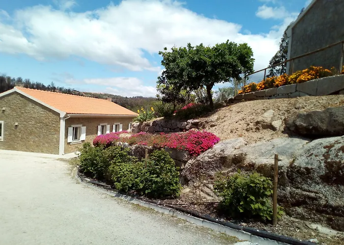 I Dão Casas Da Fraga * São Gemil